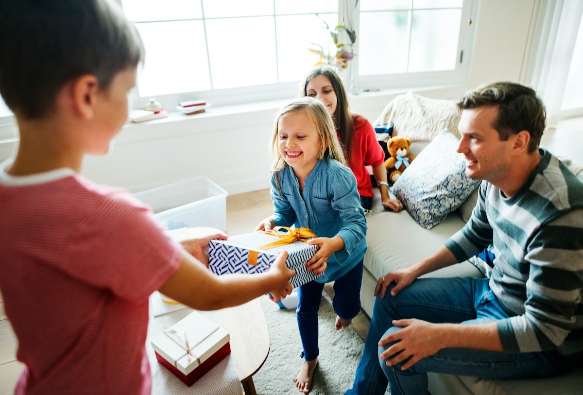 Gift Exchanges - Giftwhale